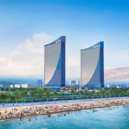 מלון באטומי Black Sea Luxury Towers מראה חיצוני תמונה