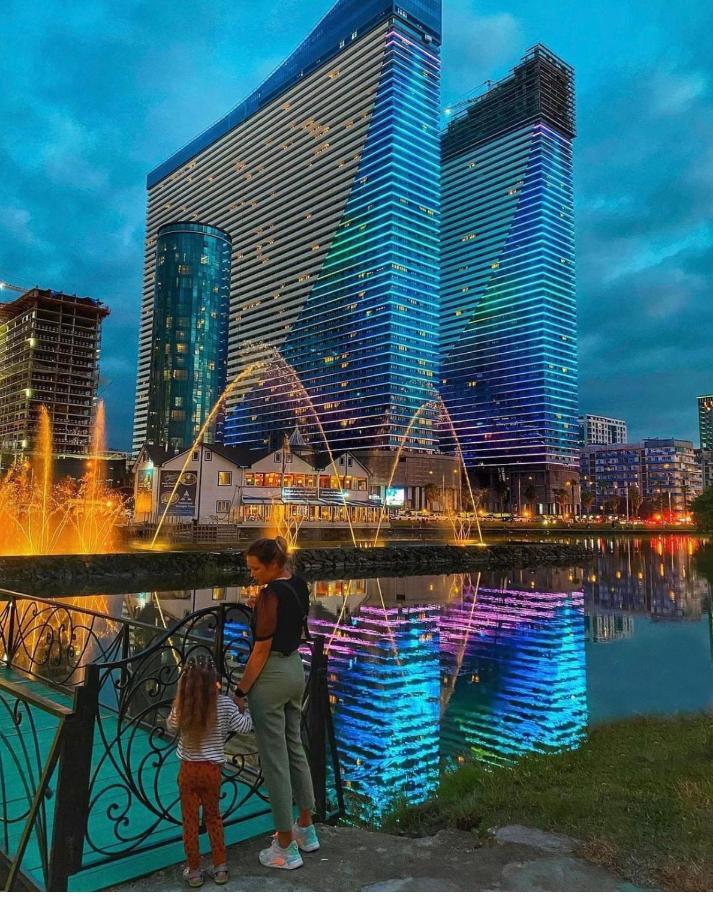 מלון באטומי Black Sea Luxury Towers מראה חיצוני תמונה
