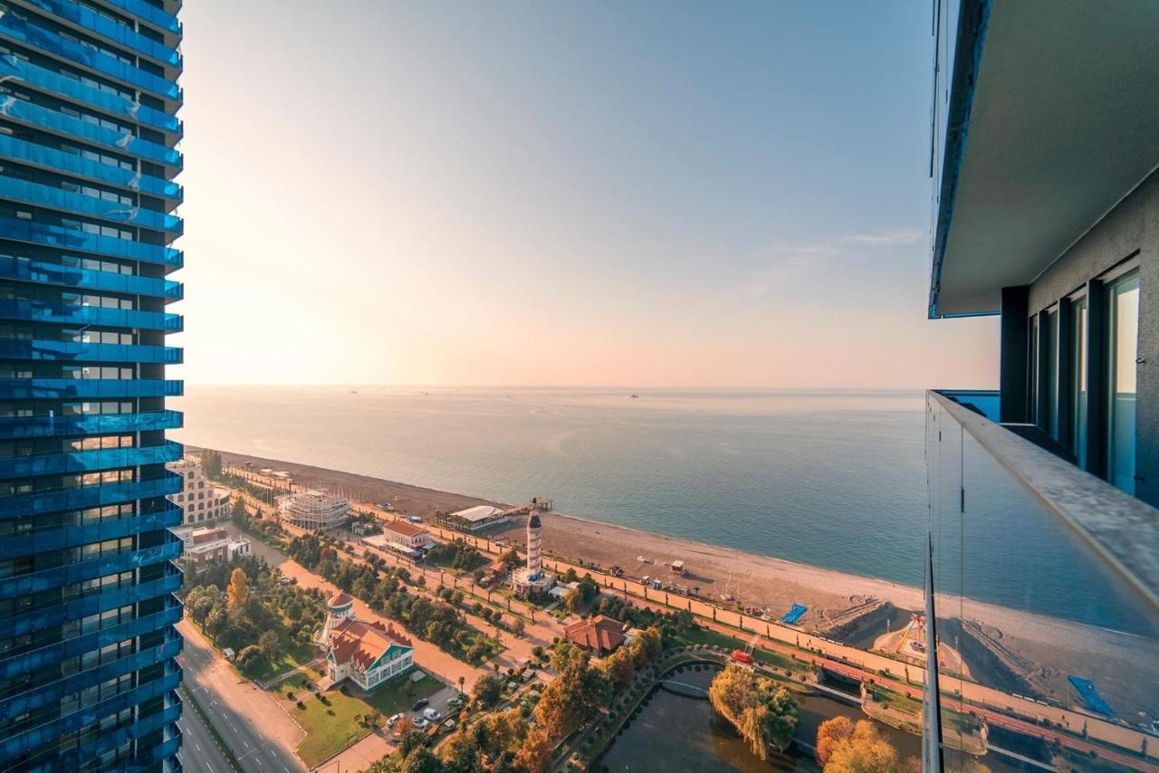 מלון באטומי Black Sea Luxury Towers מראה חיצוני תמונה