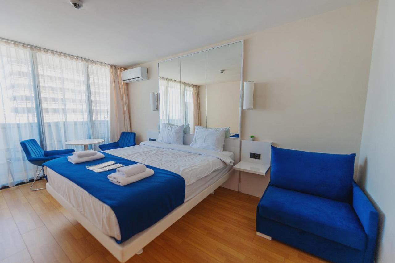 מלון באטומי Black Sea Luxury Towers מראה חיצוני תמונה