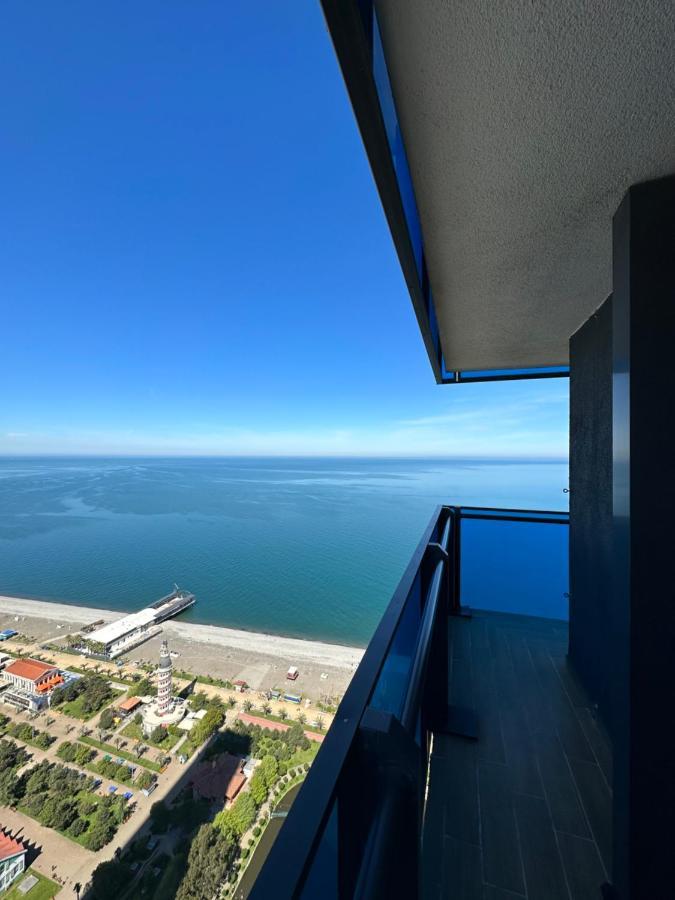 מלון באטומי Black Sea Luxury Towers מראה חיצוני תמונה