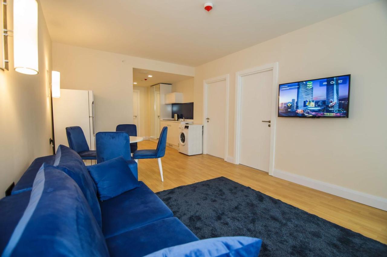 מלון באטומי Black Sea Luxury Towers מראה חיצוני תמונה