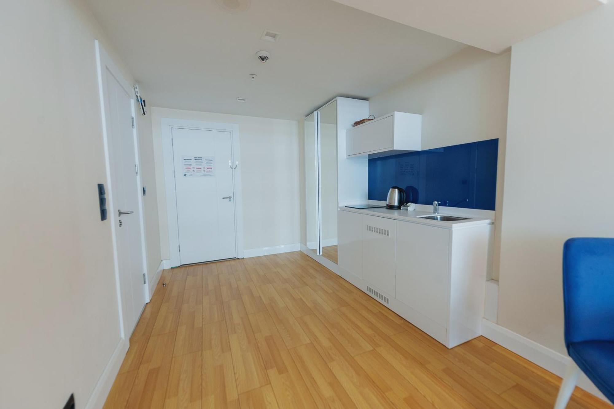 מלון באטומי Black Sea Luxury Towers מראה חיצוני תמונה
